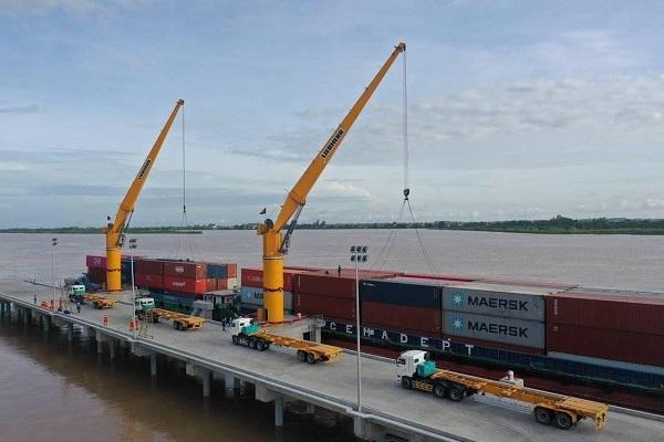 2024年首月柬埔寨的进出口贸易额超40亿美元