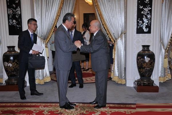 王毅：中国的发展也将为柬埔寨发展提供新的机遇