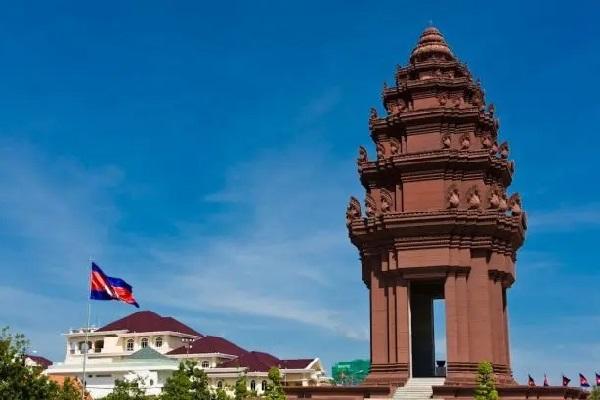 柬埔寨和老挝承诺进一步发展双边关系