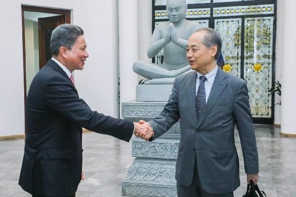 孙占托积极向日本商界推介柬埔寨最新的发展情况和投资环境