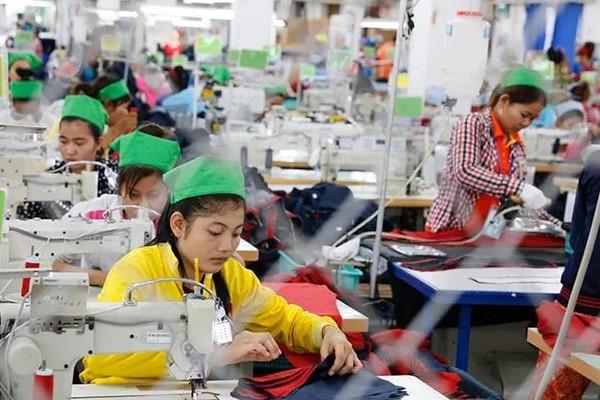 柬埔寨服装、鞋类和旅行用品出口规模呈强劲增长趋势