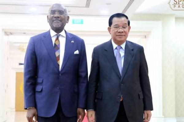 柬美深化经贸合作，推进《互惠贸易协定》