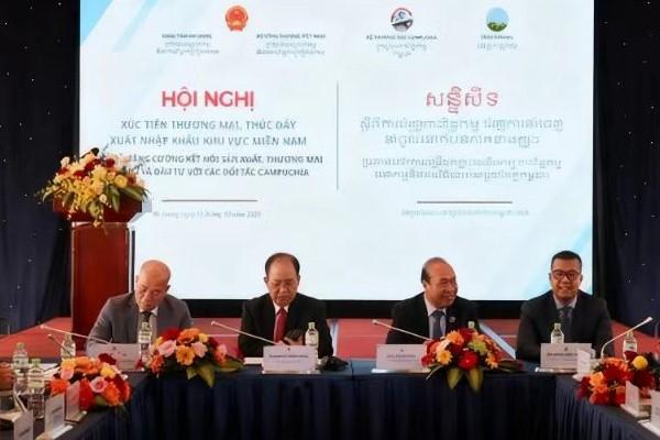 柬越深化合作，锁定200亿美元贸易新目标