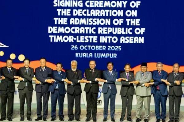 东帝汶入东盟，洪森洪玛奈发贺