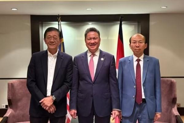 李坤泰携手Farm Fresh集团，投建乳牛农场与鲜奶厂