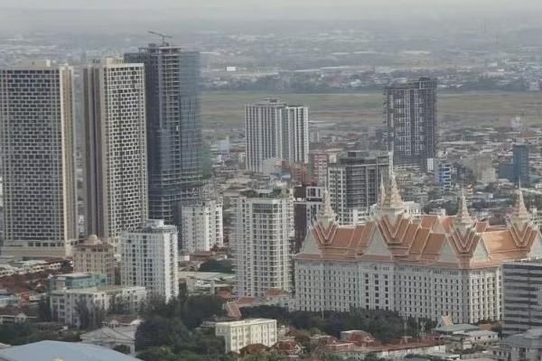 柬连续三年提高财政预算举债上限