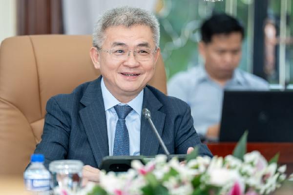 柬埔寨发展理事会审议两大经济特区项目