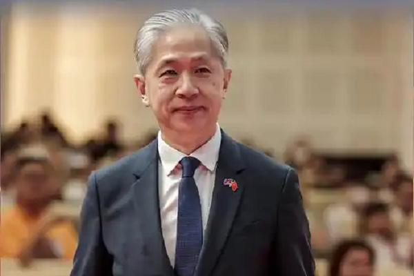 汪文斌大使发表署名文章《“十五五”规划为中柬合作带来新机遇》