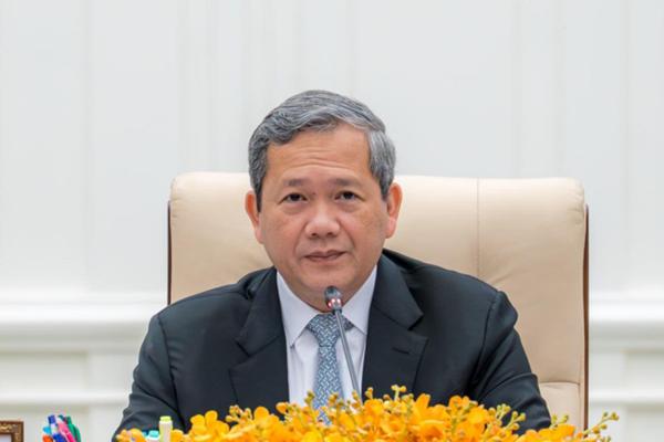 洪玛奈总理：保障民生福祉是国家发展的重中之重