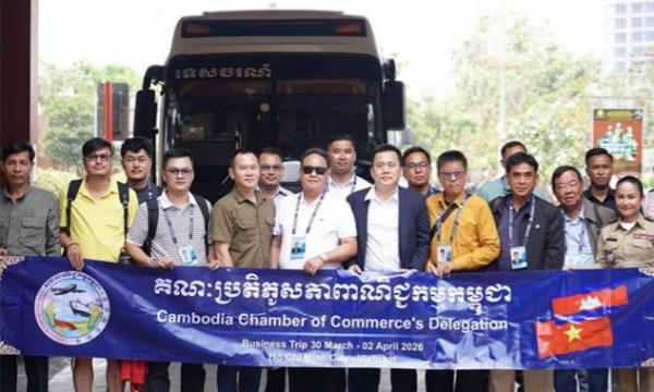 柬总商会访越签署地方经贸合作意向书