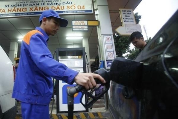 柬埔寨转向新加坡进口燃油带动双边贸易大幅增长