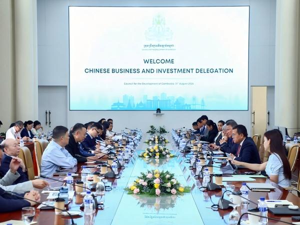 25家中国机构组团访柬考察投资环境