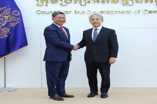 柬中举行第二次政企对话，70多家中企现场提诉求