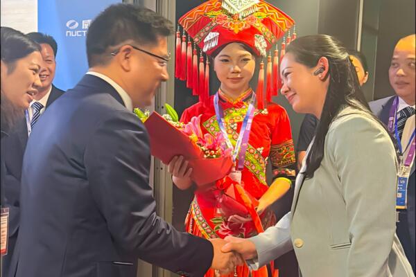 代表团赴南宁参会 深耕经贸合作拥抱东博会机遇